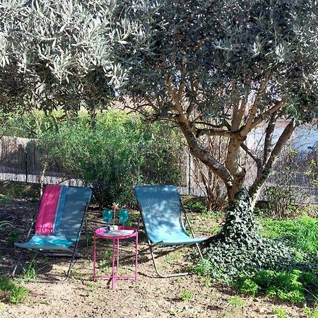 Villa 80 M2 Jardin Terrasse 3 Chambres Provence Volx Esterno foto